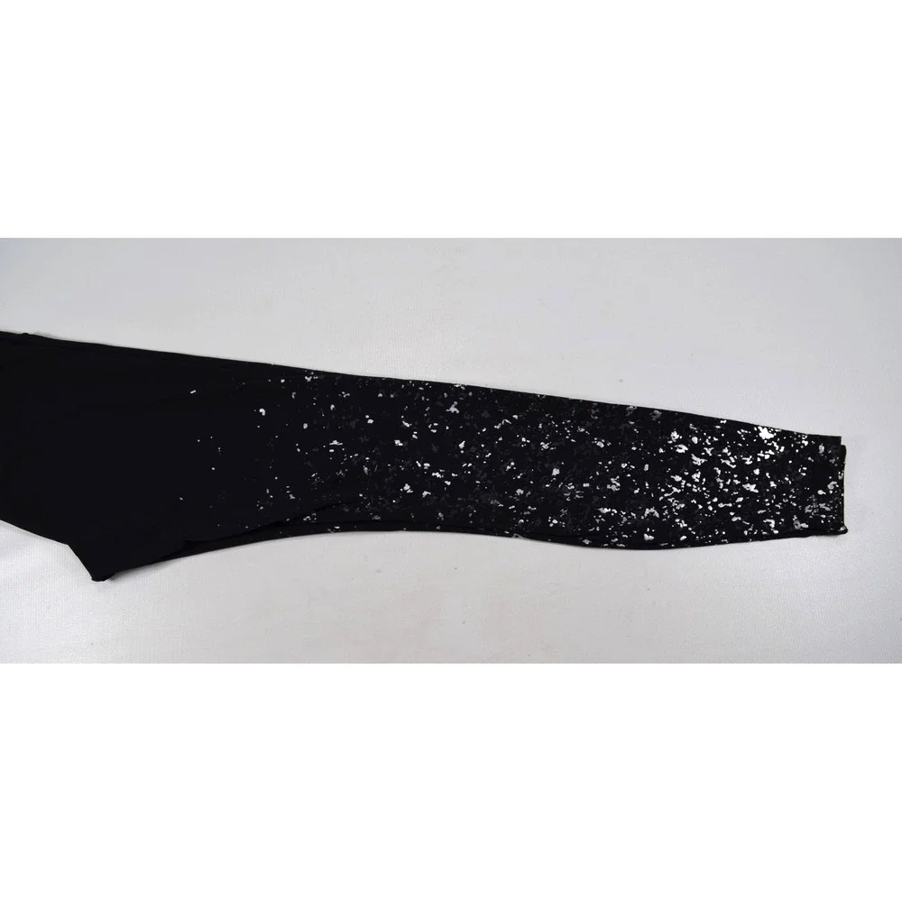 Lululemon Leggings Women's Size‎ 6 Black w/ Silver Flakes  Inseam 27.5